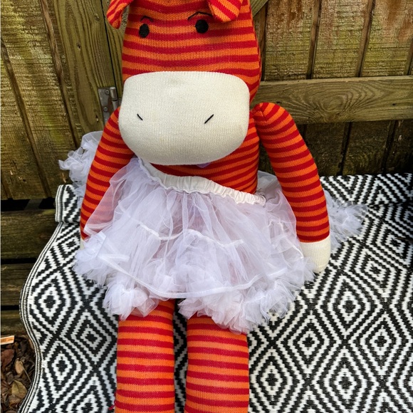 Giant zebra discontinued MONKEEZ red orange with magnetic hands 36” display unit - Picture 2 of 4